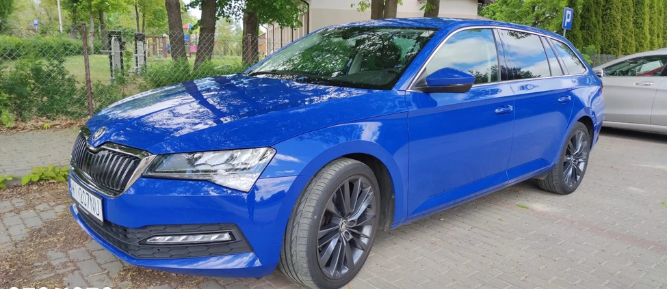 Skoda Superb cena 86838 przebieg: 165600, rok produkcji 2020 z Skawina małe 562